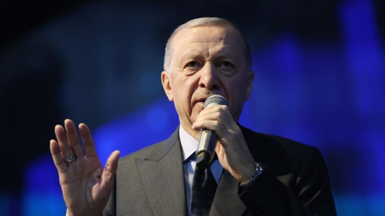 Başkan Erdoğan, AK Partisi Başkanı olarak Ri -Letetto’ydu