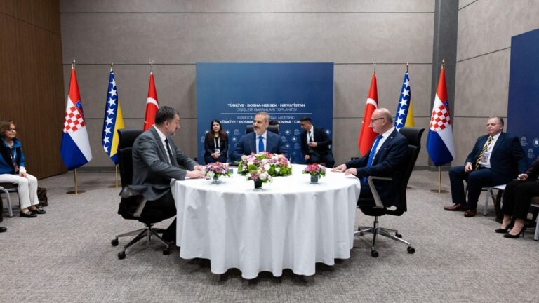 EKREM UMAMAMU Avrupa Konseyi Genel Sekreteri Berset