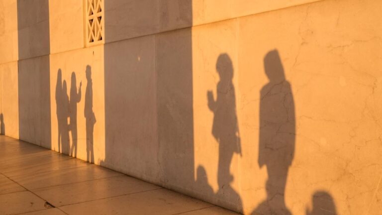 Anket, Amerika Birleşik Devletleri'ndeki bazı okulların çalışanlarına “Yahudiler” olup olmadığını sordu.