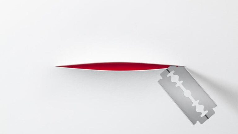 Razor Trail nasıl geçiyor? Cepheler nasıl yok edilir, vücuttaki jilet belirtileri?