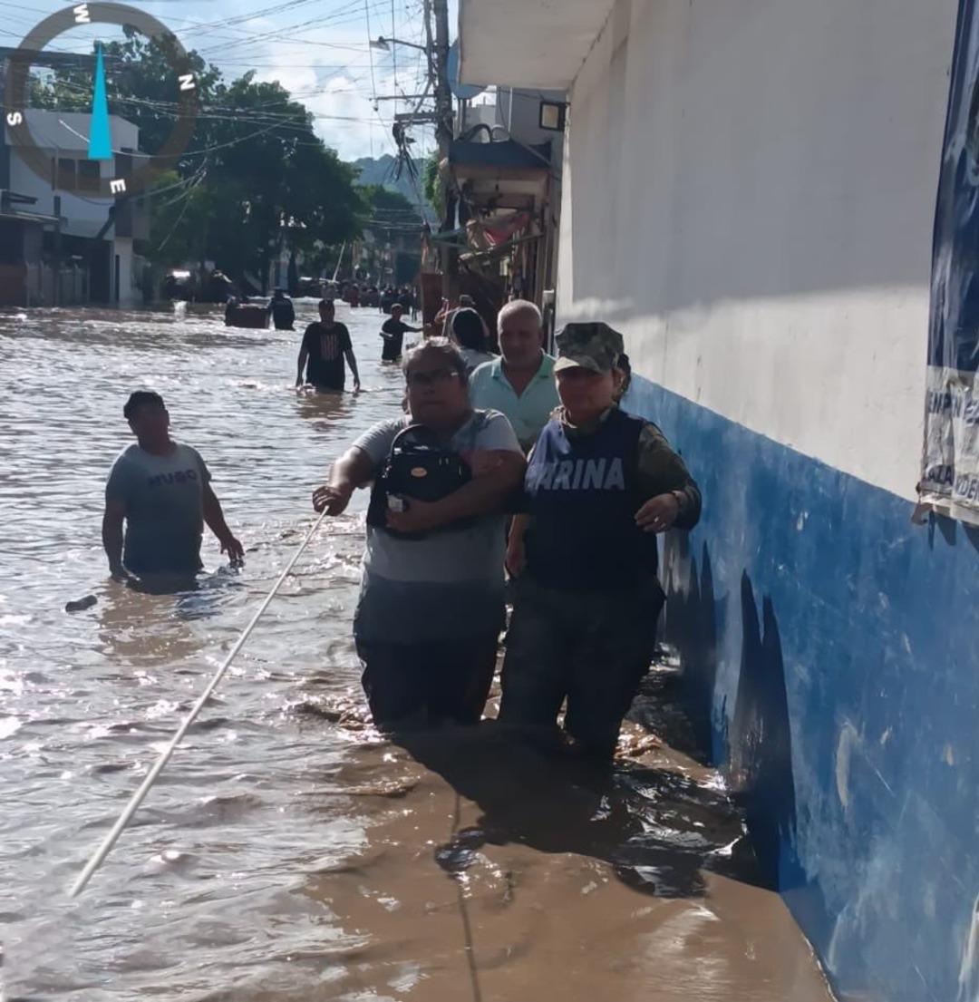 Meksika'yı etkisi altına alan feci sel! Çok sayıda ölüm var: Savunma Bakanlığı alarma geçti; bunlardan 4'ü