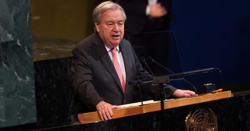 BM, İsrail'in Batı Şeria'daki camiyi kundaklamasını şiddetle kınadı