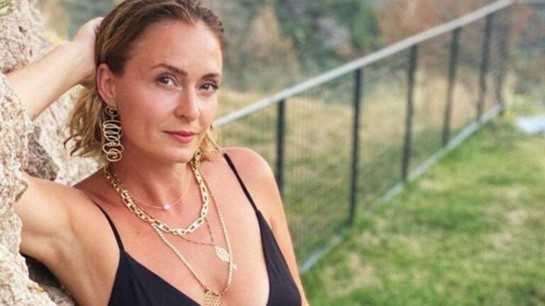 Ceyda Düvenci’den tatil pozları! Fit haliyle tüm dikkatleri üzerine çekti